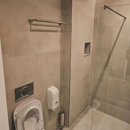 Apartment Klaudia Himare