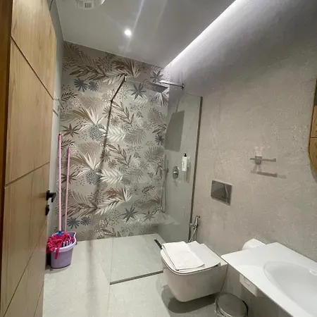 Klaudia Apartment Himare