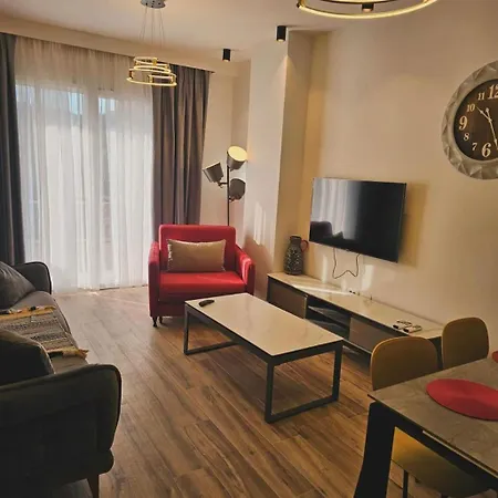 Klaudia Apartment Himare